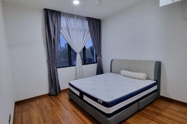 The Hills Residences, Senibong Cove