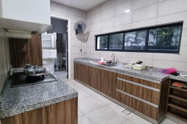 The Hills Residences, Senibong Cove