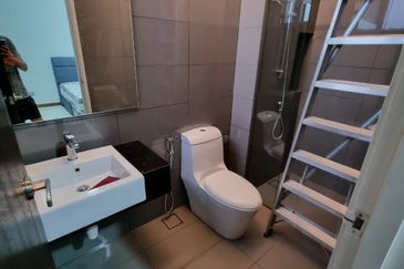 The Hills Residences, Senibong Cove