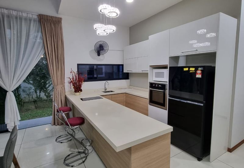 The Hills Residences, Senibong Cove