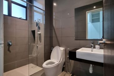 The Hills Residences, Senibong Cove