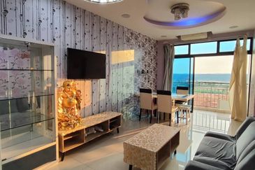 Seri Austin Luxury Apartment