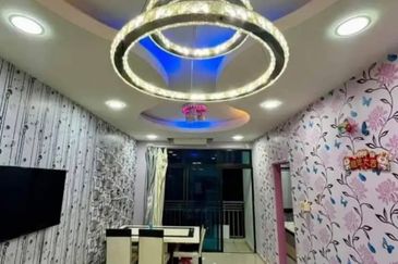 Seri Austin Luxury Apartment