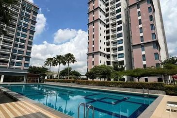 Seri Austin Luxury Apartment