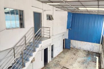 Jalan Trus, Bandar Johor Bahru