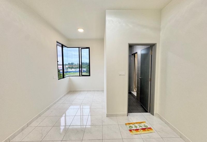 Desa Palma, Nasa City