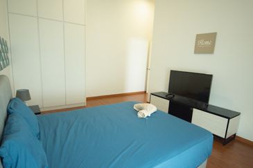 The Pinnacles (Pinnacle Tower)