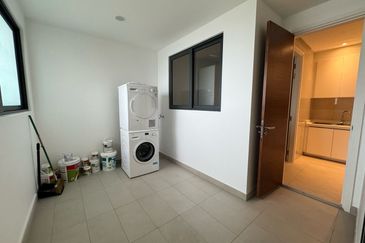 The Astaka @ 1 Bukit Senyum