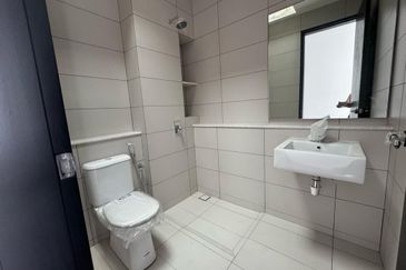 Senibong Cove Waterway Residences