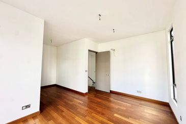 The Canal Garden South, Horizon Hills