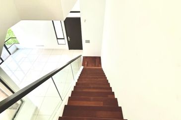 The Canal Garden South, Horizon Hills