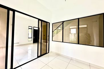 The Canal Garden South, Horizon Hills