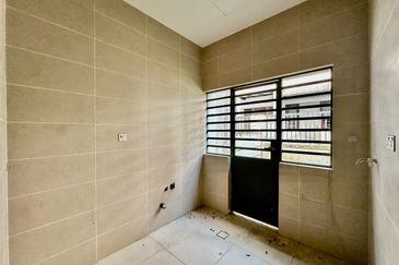 The Canal Garden South, Horizon Hills