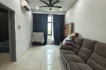 D'Summit Residences @ Kempas Utama