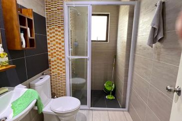 Ujana Executive Apartment