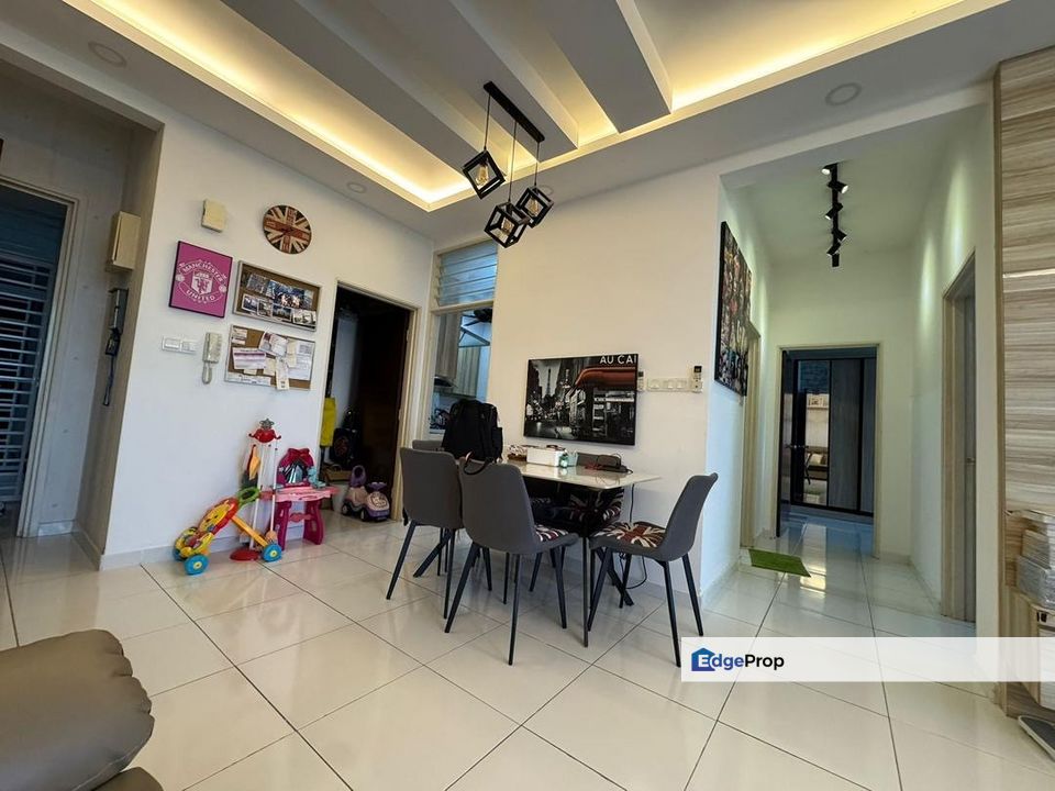 Sky Garden Residences @ Setia Tropika High Floor full furnished , Johor, Setia Tropika