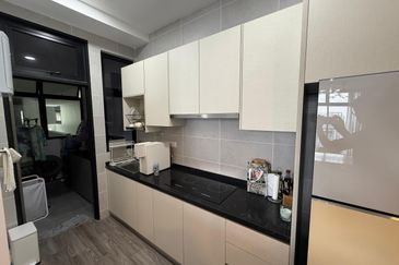 Twin Tower Residence