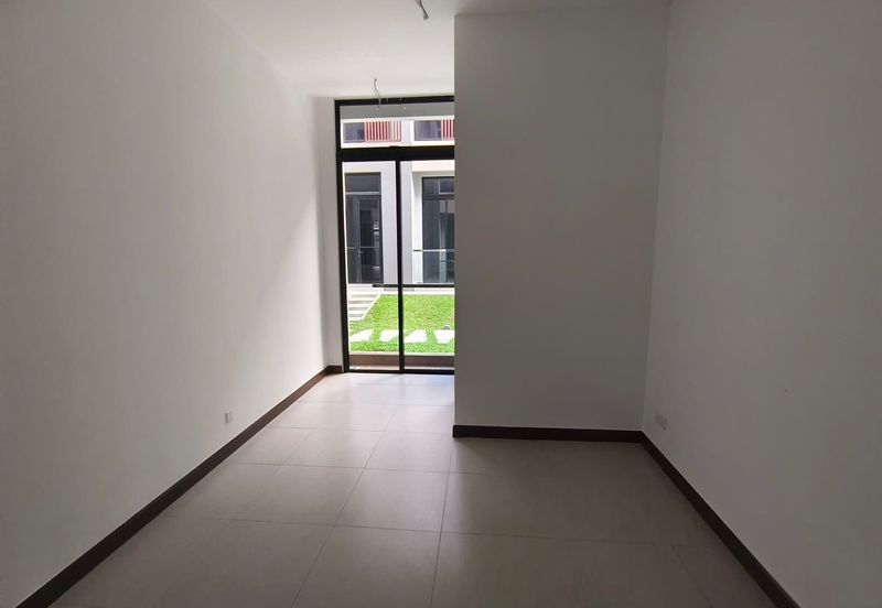 Aurora Resort Villas