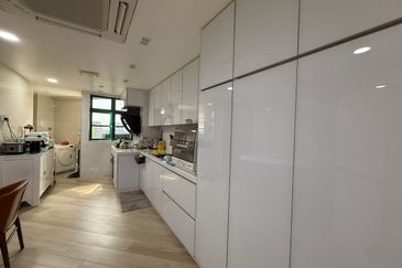 The Straits View, Bandar Baru Permas Jaya