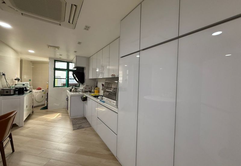 The Straits View, Bandar Baru Permas Jaya