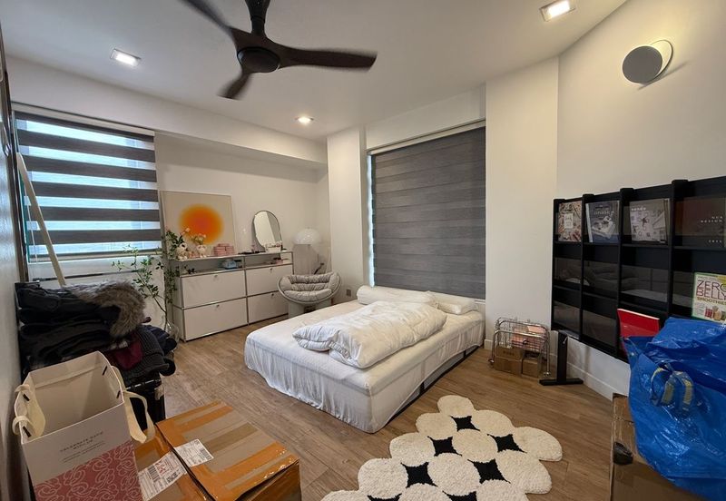 The Straits View, Bandar Baru Permas Jaya