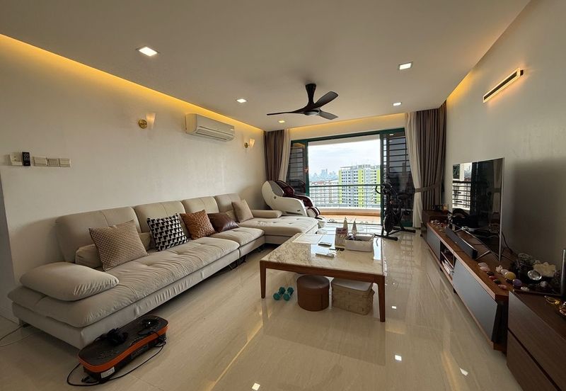 The Straits View, Bandar Baru Permas Jaya