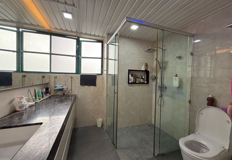 The Straits View, Bandar Baru Permas Jaya