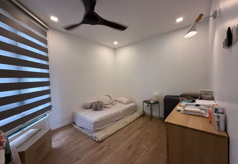 The Straits View, Bandar Baru Permas Jaya