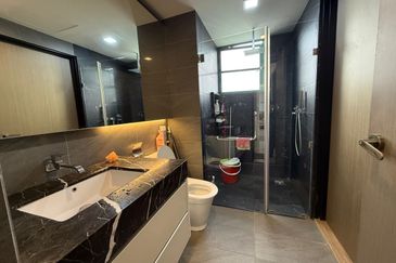 The Straits View, Bandar Baru Permas Jaya