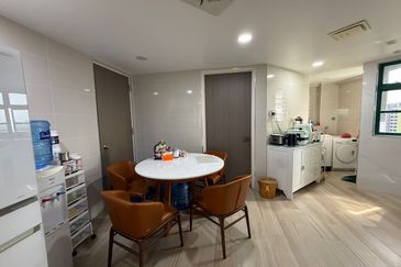 The Straits View, Bandar Baru Permas Jaya