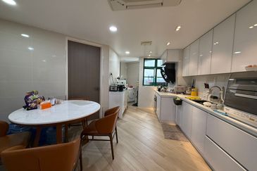 The Straits View, Bandar Baru Permas Jaya