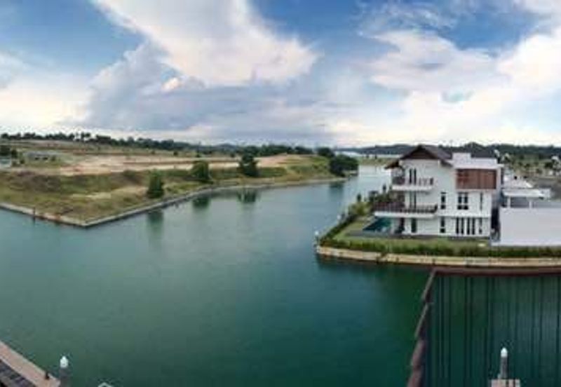 Emerald Bay @ Puteri harbour