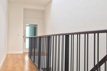 Emerald Bay @ Puteri harbour