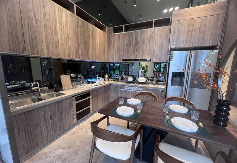 Golf & Resort Forest City, Fringe Villa