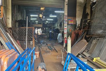 Kawasan Perindustrian Mount Austin