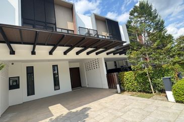 Senibong Cove Waterway Residences