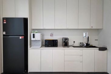 Menara JLand @ JB Town Middle Floor Corporate Office for 24pax for Rent