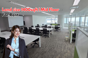 Menara JLand @ JB Town Middle Floor Corporate Office for 24pax for Rent