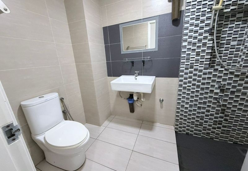 Ujana Executive Apartment