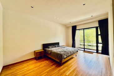 Senibong Cove Waterway Residences