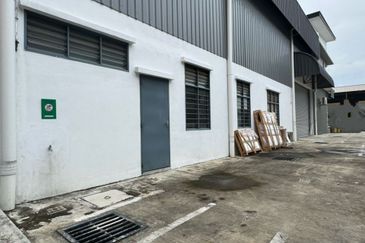 Kempas Utama Industrial Park