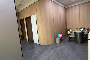 Kempas Utama Industrial Park