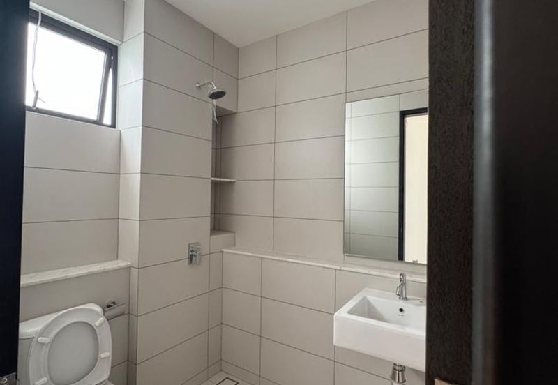 Senibong Cove Waterway Residences