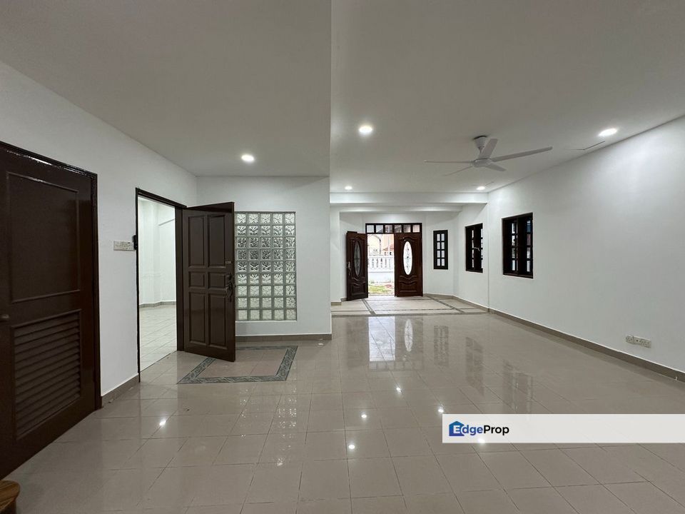 Taman Impian Emas Double Storey Semi D House for Sale, Johor, Skudai