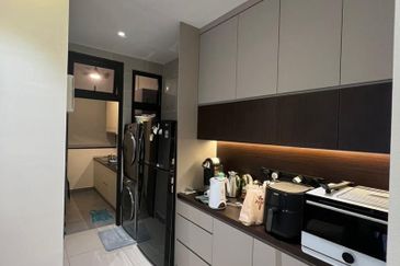 Twin Tower Residence