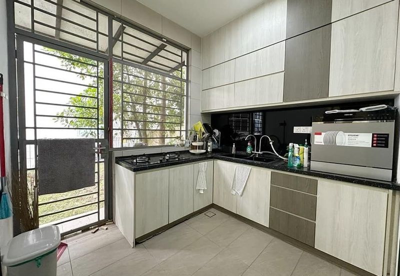 Isola Villa @ Senibong Cove