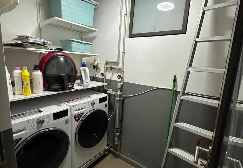 The WaterEdge Residences