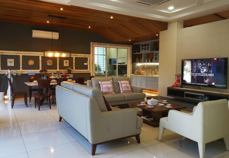 Isola Villa @ Senibong Cove