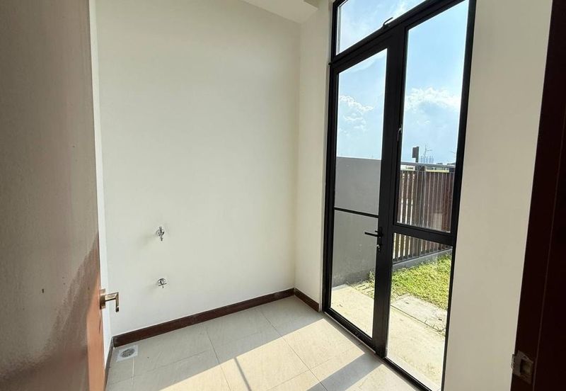 Avira Garden Terraces @ Medini