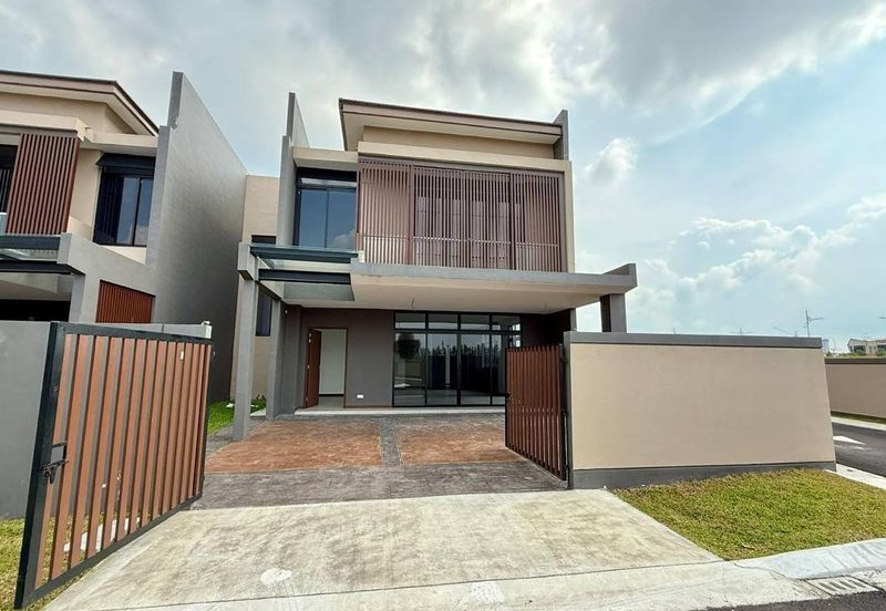 Avira Garden Terraces @ Medini